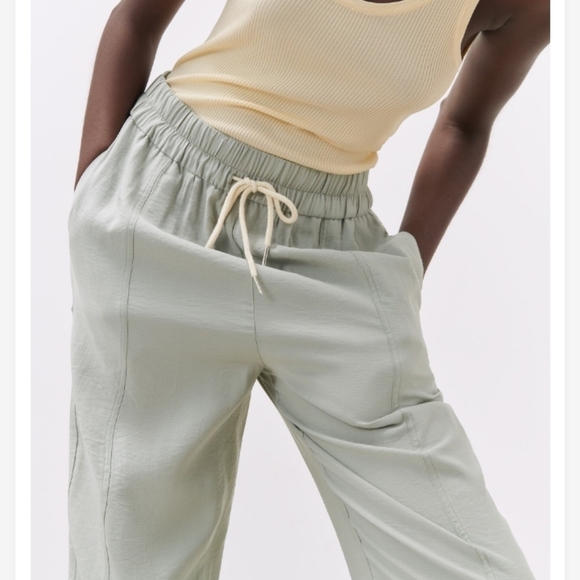 ZARA Rustic light khaki joggers - Picture 7 of 12